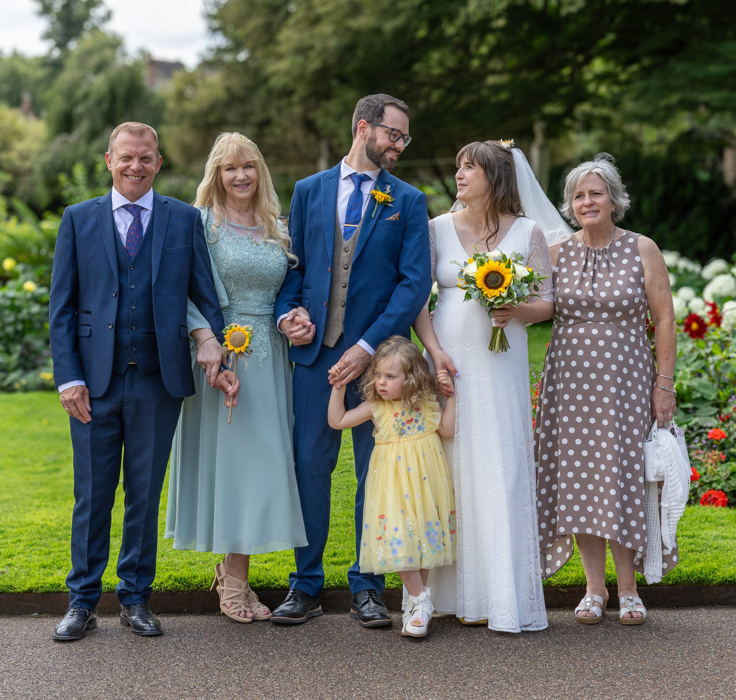 blossom-tree-wedding wedding party in Abbey Gardens